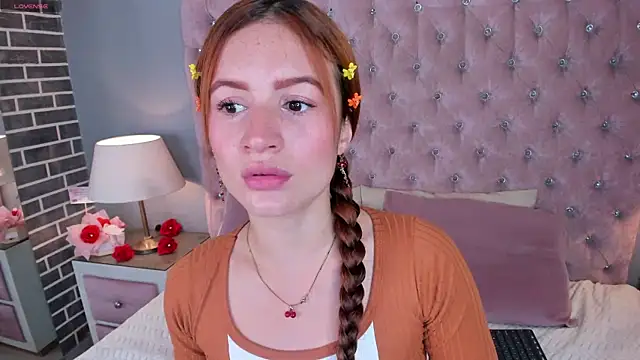 Snapshot of AdelaineBest chatting on 02-21-25, 05:35 AdelaineBest online show from 02-21-25, 05:35