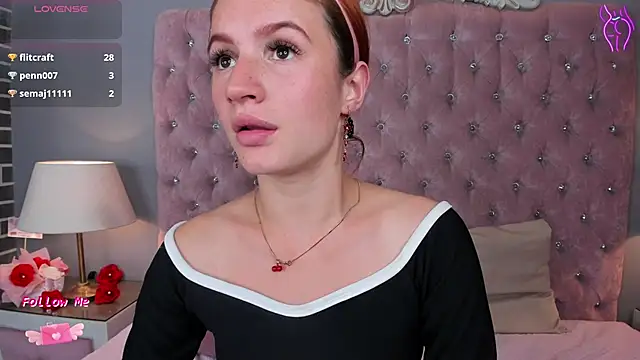 Snapshot of AdelaineBest chatting on 02-26-25, 04:03 AdelaineBest online show from 02-26-25, 04:03