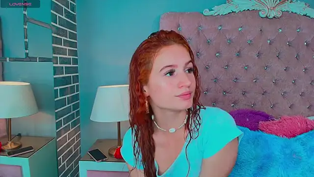 Snapshot of AdelaineBest chatting on 09-10-25, 08:09 AdelaineBest online show from 09-10-25, 08:09