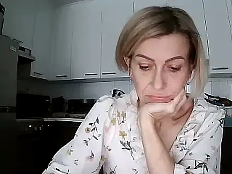 Snapshot of anechka1 chatting on 12-09-24, 06:35 anechka1 online show from 12-09-24, 06:35