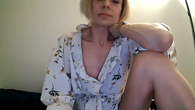 Snapshot of anechka1 chatting on 02-26-25, 11:48 anechka1 online show from 02-26-25, 11:48