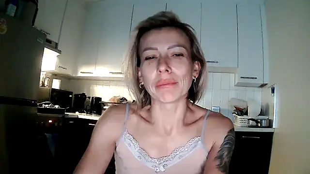 Snapshot of anechka1 chatting on 09-25-25, 11:47 anechka1 online show from 09-25-25, 11:47