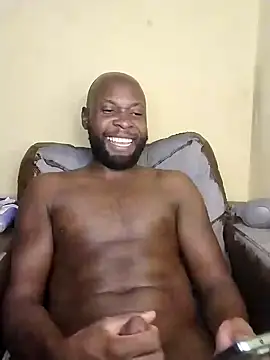 Snapshot of Stallion100 chatting on 01-08-25, 10:04 Stallion100 online show from 01-08-25, 10:04