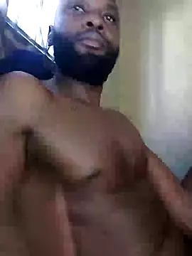 Snapshot of Stallion100 chatting on 01-09-25, 01:35 Stallion100 online show from 01-09-25, 01:35