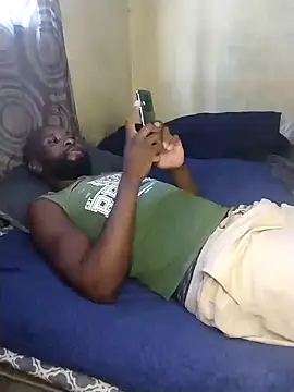 Snapshot of Stallion100 chatting on 01-30-25, 12:06 Stallion100 online show from 01-30-25, 12:06