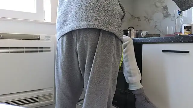 Snapshot of BalancedSexLife chatting on 03-10-25, 06:59 BalancedSexLife online show from 03-10-25, 06:59