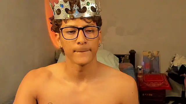 Snapshot of Ivano_joness chatting on 01-11-25, 05:20 Ivano joness online show from 01-11-25, 05:20