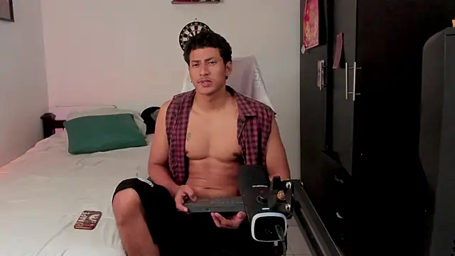 Ivano joness online show from 11-10-25, 06:23