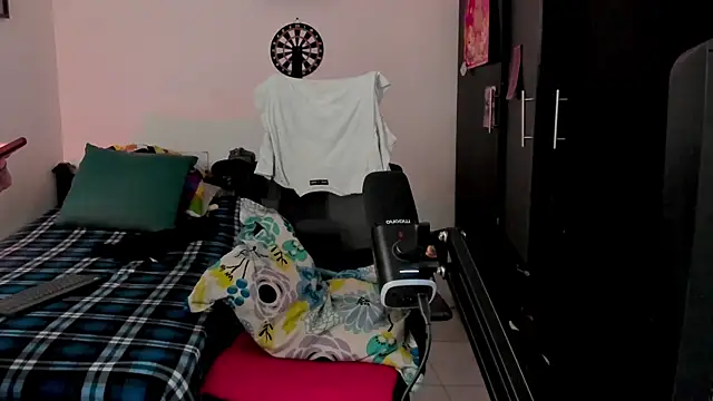 Ivano joness online show from 11-17-25, 07:47