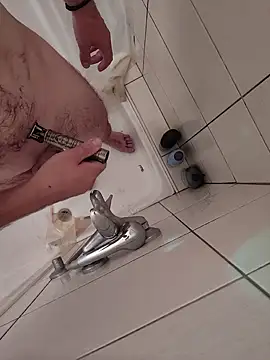 Snapshot of hardgetsex chatting on 09-16-25, 04:08 hardgetsex online show from 09-16-25, 04:08