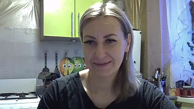 Snapshot of AshleyXHoney chatting on 01-15-25, 06:01 AshleyXHoney online show from 01-15-25, 06:01