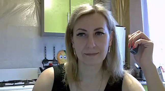 Snapshot of AshleyXHoney chatting on 02-06-25, 06:51 AshleyXHoney online show from 02-06-25, 06:51