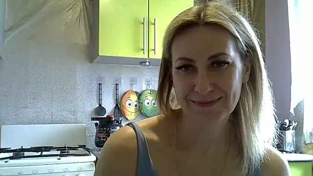 Snapshot of AshleyXHoney chatting on 03-05-25, 09:27 AshleyXHoney online show from 03-05-25, 09:27