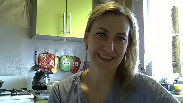 Snapshot of AshleyXHoney chatting on 03-13-25, 10:47 AshleyXHoney online show from 03-13-25, 10:47