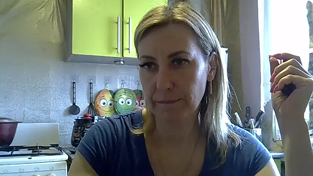 Snapshot of AshleyXHoney chatting on 03-20-25, 10:32 AshleyXHoney online show from 03-20-25, 10:32