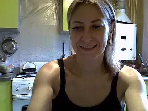 Snapshot of AshleyXHoney chatting on 09-12-25, 05:51 AshleyXHoney online show from 09-12-25, 05:51