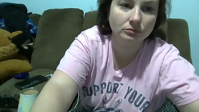 MilfyMrsRobinson online show from 11-17-25, 12:11