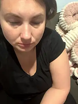 MilfyMrsRobinson online show from 01-14-26, 10:32