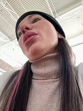 MooonReal online show from 03-14-25, 06:21