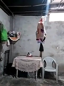 Andresitobaby online show from 10-17-25, 04:42