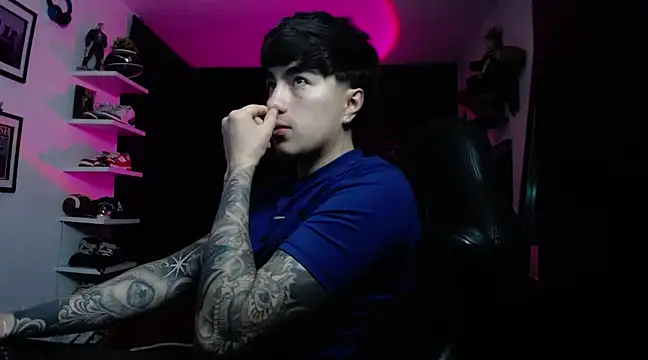 Snapshot of jung_dragon chatting on 12-21-24, 08:50 jung dragon online show from 12-21-24, 08:50