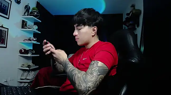 Snapshot of jung_dragon chatting on 12-22-24, 06:06 jung dragon online show from 12-22-24, 06:06