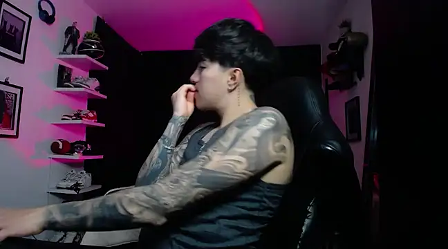 Snapshot of jung_dragon chatting on 01-03-25, 02:54 jung dragon online show from 01-03-25, 02:54