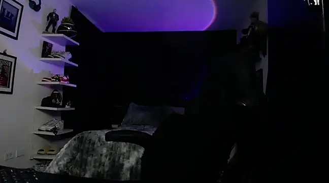 Snapshot of jung_dragon chatting on 01-10-25, 05:15 jung dragon online show from 01-10-25, 05:15