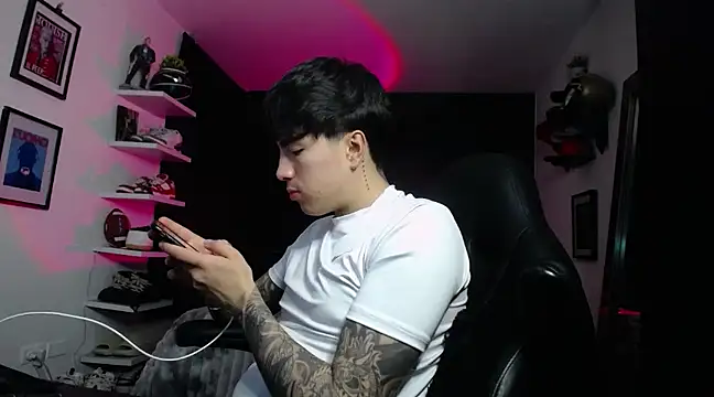 Snapshot of jung_dragon chatting on 01-28-25, 07:53 jung dragon online show from 01-28-25, 07:53