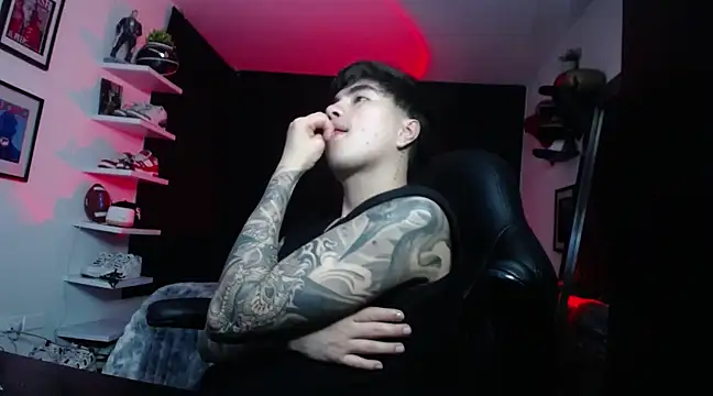 Snapshot of jung_dragon chatting on 02-08-25, 04:36 jung dragon online show from 02-08-25, 04:36