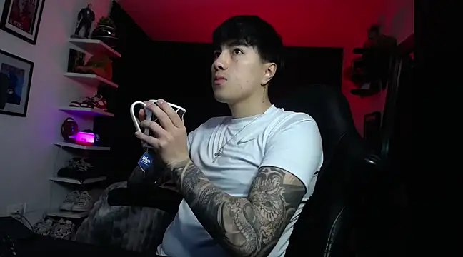 Snapshot of jung_dragon chatting on 02-24-25, 10:37 jung dragon online show from 02-24-25, 10:37