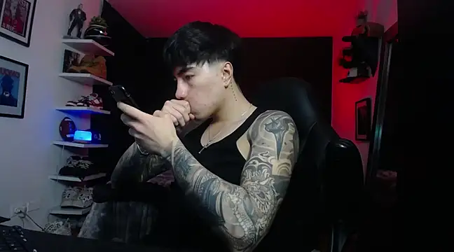 Snapshot of jung_dragon chatting on 03-07-25, 08:34 jung dragon online show from 03-07-25, 08:34