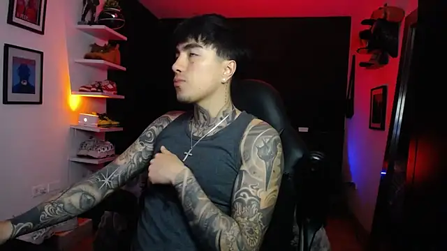 Snapshot of jung_dragon chatting on 10-21-25, 03:07 jung dragon online show from 10-21-25, 03:07