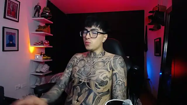 Snapshot of jung_dragon chatting on 10-26-25, 04:18 jung dragon online show from 10-26-25, 04:18