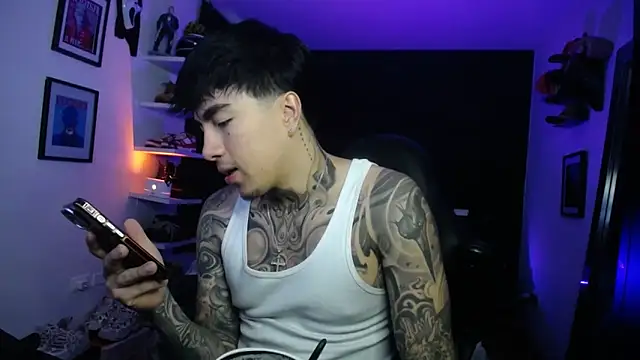 Snapshot of jung_dragon chatting on 11-04-25, 07:29 jung dragon online show from 11-04-25, 07:29