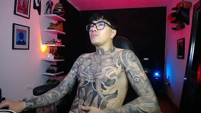 Snapshot of jung_dragon chatting on 11-06-25, 12:39 jung dragon online show from 11-06-25, 12:39