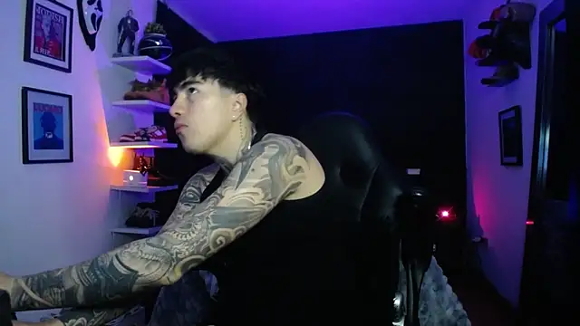 Snapshot of jung_dragon chatting on 11-08-25, 11:54 jung dragon online show from 11-08-25, 11:54