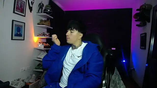 Snapshot of jung_dragon chatting on 11-20-25, 05:40 jung dragon online show from 11-20-25, 05:40