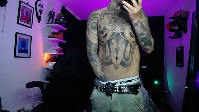 Snapshot of jung_dragon chatting on 12-13-25, 10:04 jung dragon online show from 12-13-25, 10:04