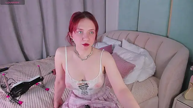 Love is Lola online show from 01-09-25, 07:10