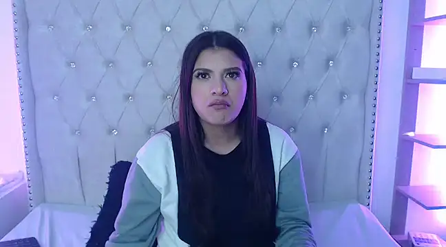 Abril Squirt online show from 03-20-25, 07:47