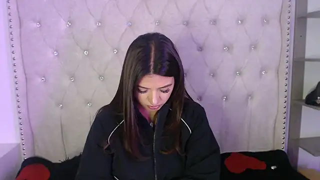 Abril Squirt online show from 10-13-25, 03:23