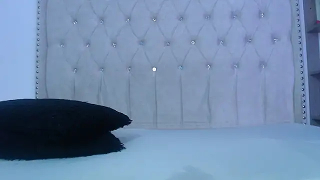 Abril Squirt online show from 03-07-26, 10:45