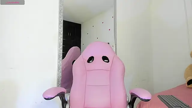 dulce kim online show from 10-08-25, 12:47