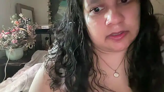 MelanieFawker online show from 10-12-25, 06:51