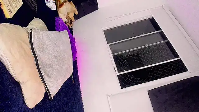 Snapshot of Bigcatalove chatting on 03-05-25, 07:16 Bigcatalove online show from 03-05-25, 07:16