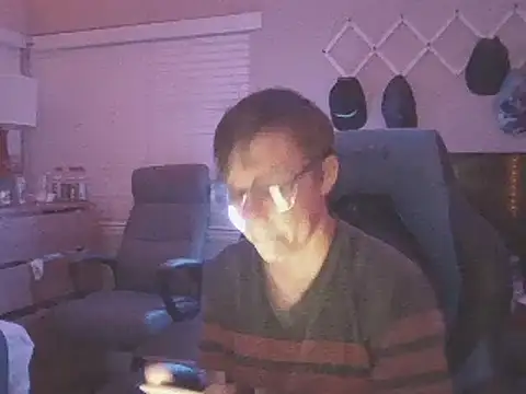 Snapshot of KaliSnow199623 chatting on 12-04-24, 02:31 KaliSnow199623 online show from 12-04-24, 02:31