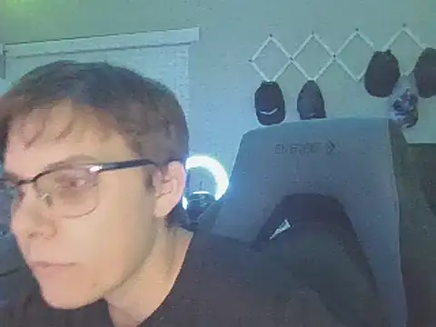 Snapshot of KaliSnow199623 chatting on 12-05-24, 01:36 KaliSnow199623 online show from 12-05-24, 01:36