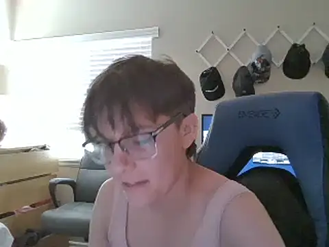 Snapshot of KaliSnow199623 chatting on 01-07-25, 09:46 KaliSnow199623 online show from 01-07-25, 09:46