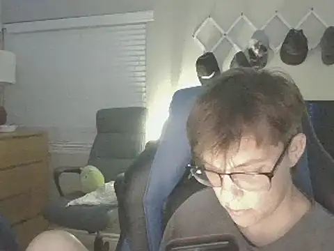 Snapshot of KaliSnow199623 chatting on 01-11-25, 06:35 KaliSnow199623 online show from 01-11-25, 06:35